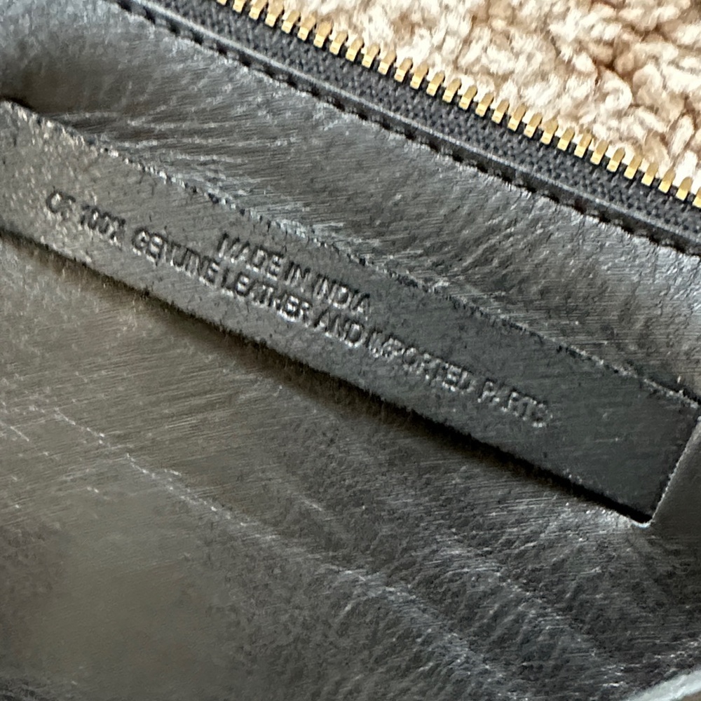 Madewell Leather Belt bag/Crossbody Bag with Adjustable Strap - Picture 6 of 9